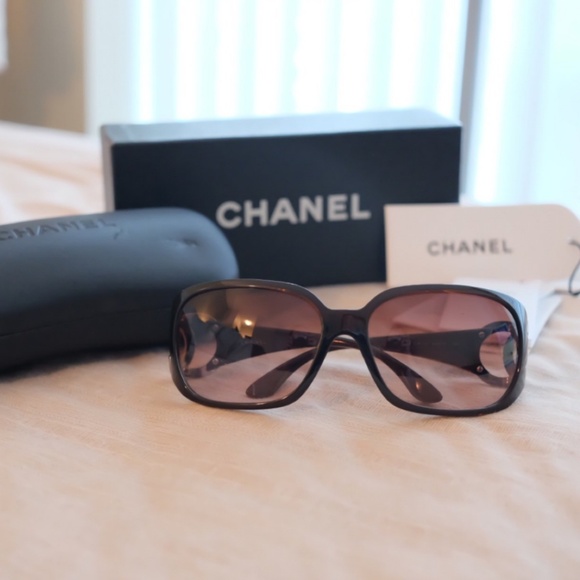 Genuine Chanel sunglasses - Picture 3 of 6